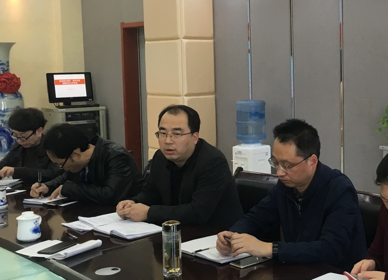 1540892973340761.jpeg 冯_调整大小.jpg