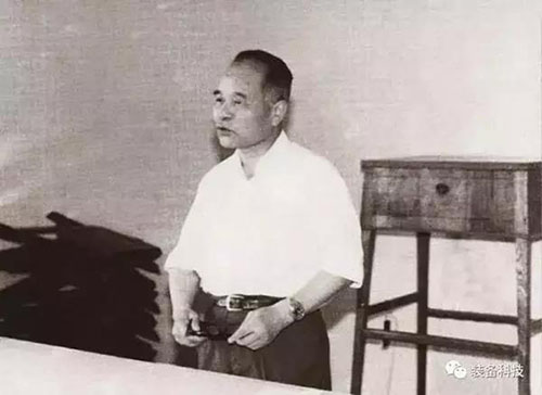 1544259700637382.jpeg 444.jpg