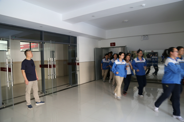 1569750883567501.jpeg 4_1.jpg