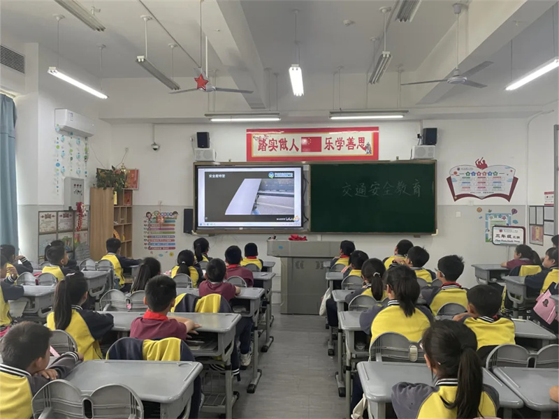 1715753317622005.jpeg 640 (2).jpg