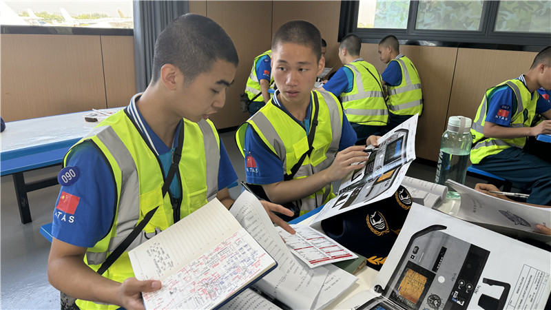 1725791088518397.jpeg 12.jpg